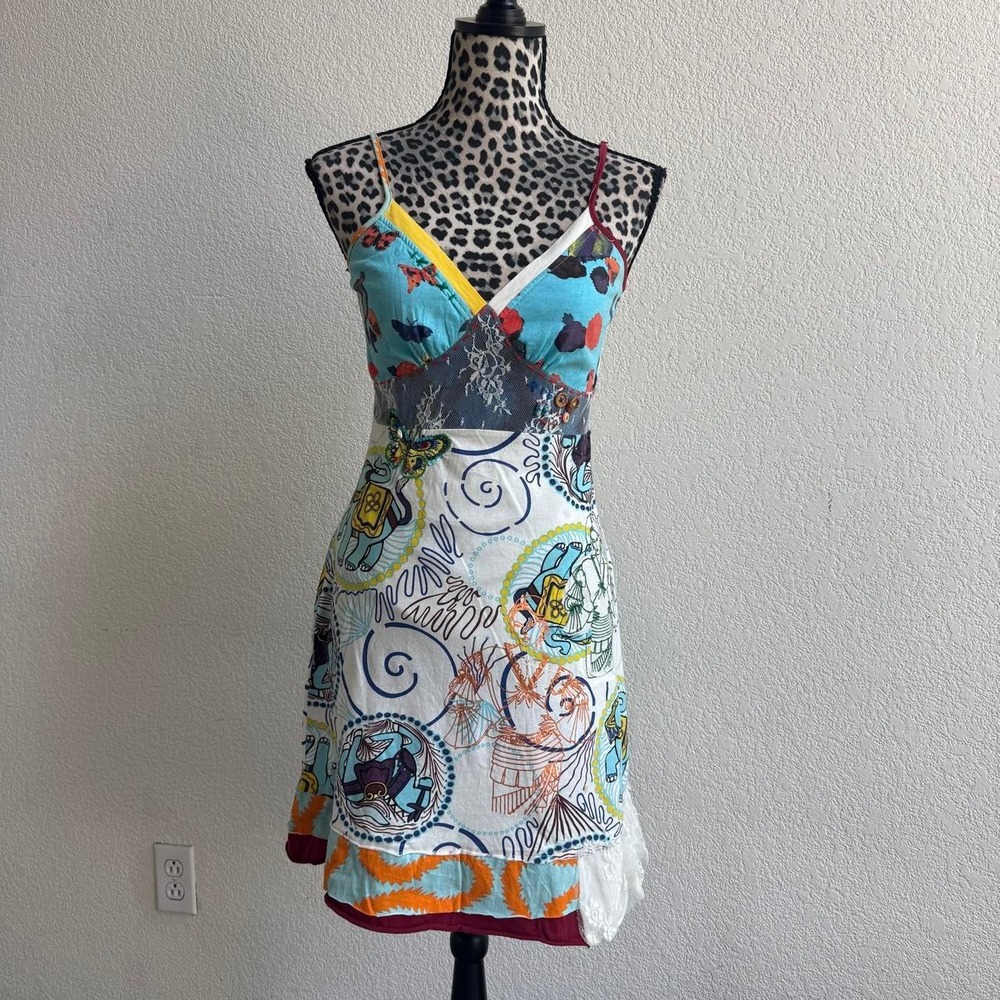 Kessley Y2K cotton abstract mini dress
